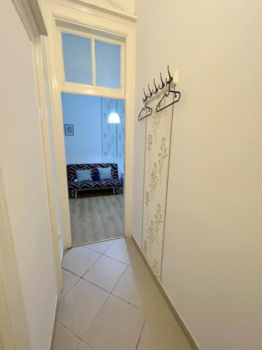 Apartment 1#parliament Sunflower